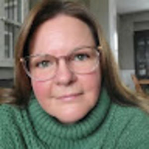 Meet your Posher, Julie